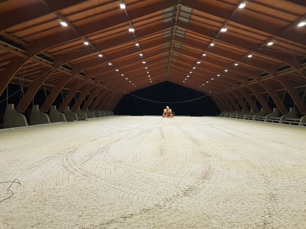 Set Reithalle 20×40 m — Training